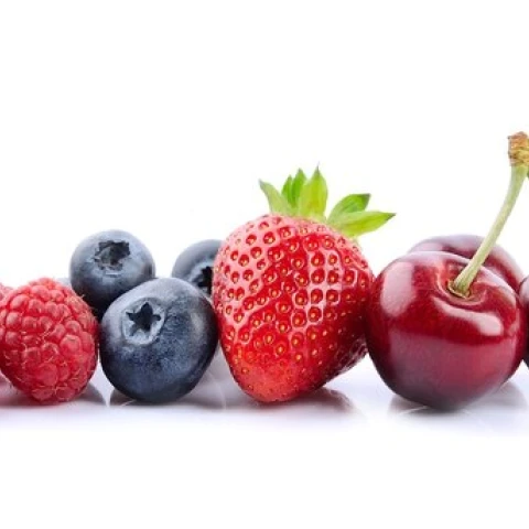 mix-berry-isolated-cherry-raspberry-blueberries-strawberry_183352-347