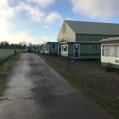 selskoxoziaistvennye-raboty-na-ovoshhnoi-ferme-v-sotlandii