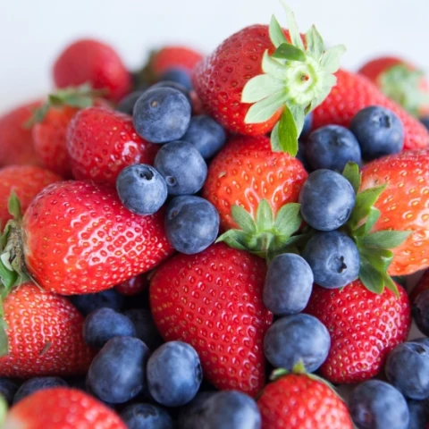 sbor-miagkix-fruktov-v-anglii-i-drugie-vidy-rabot-po-priglaseniiu