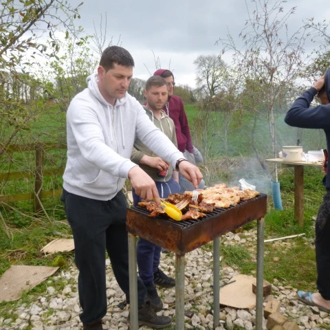 sbor-maliny-i-klubniki-a-takze-drugie-vidy-rabot-na-ferme-v-velikobritanii