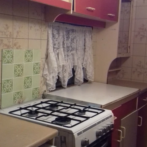 priglaseniia-dlia-raboty-v-anglii-na-klubnicnoi-ferme-kent