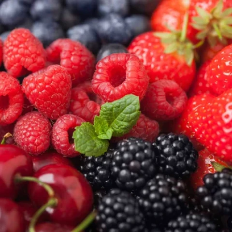 depositphotos_279506848-stock-photo-fresh-organic-summer-berries-mix
